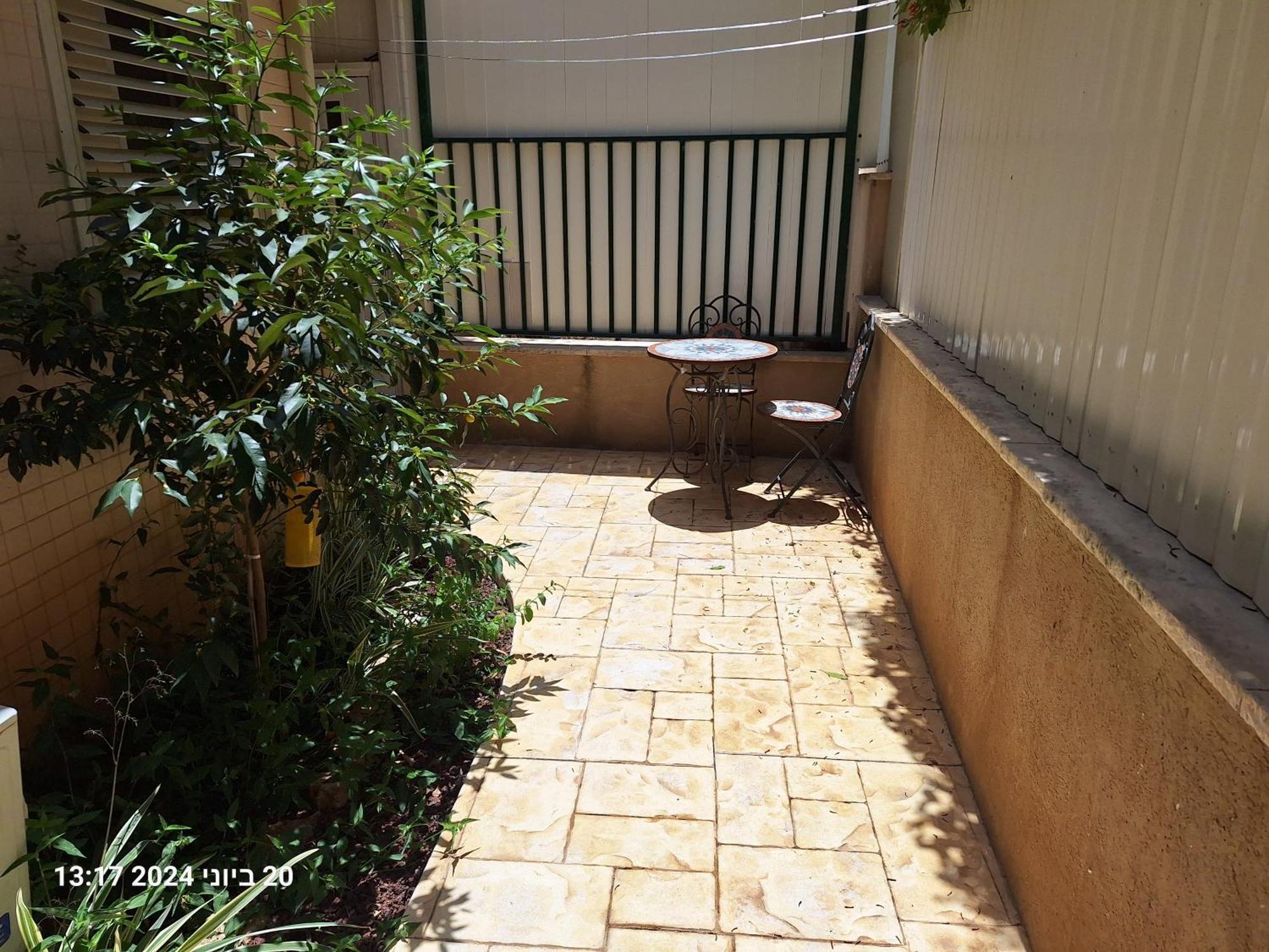 הבית הירוק Hotel Karmiel Ngoại thất bức ảnh